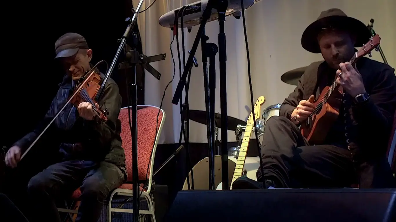 Watch Cye Wood & Kair Totoro at AQ50